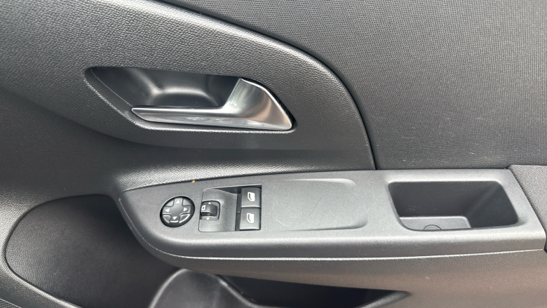 Vauxhall Corsa 1.2 SE 5dr Petrol Hatchback